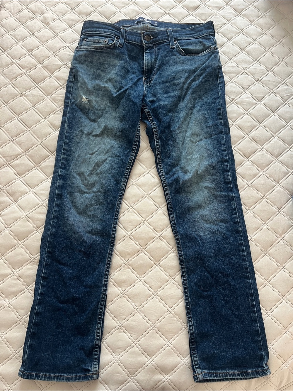 Hollister Men's Dark Blue Slim Straight Jeans